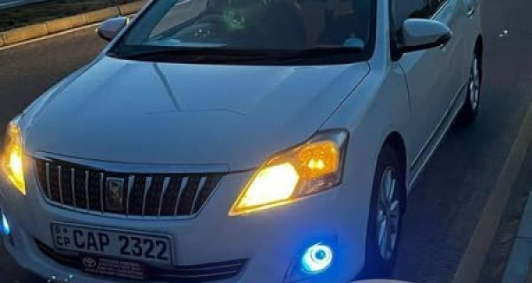 TOYOTA PREMIO 2015