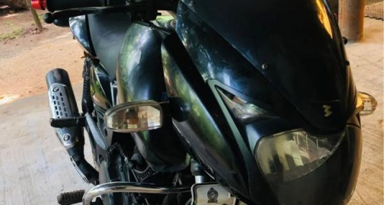 BAJAJ PULSAR 150 2007