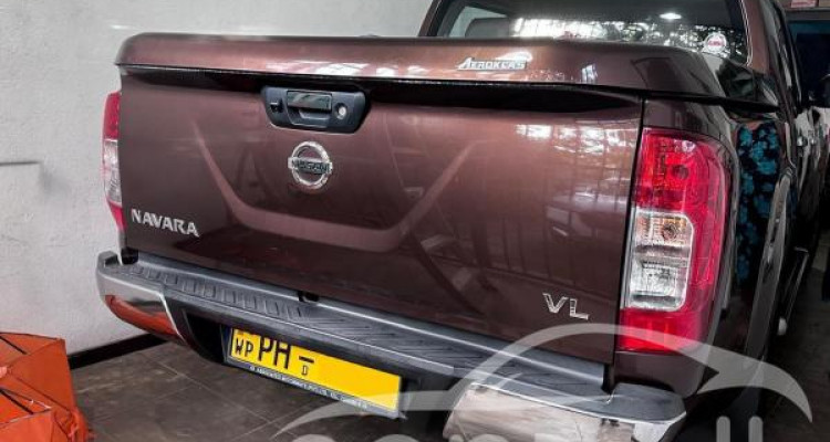 NISSAN NAVARA 2017