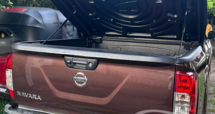 NISSAN NAVARA 2017