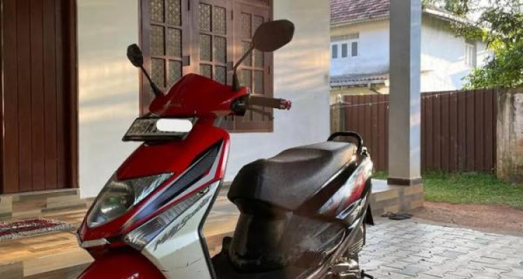HONDA DIO 2012