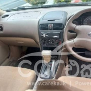 NISSAN SUNNY 2002
