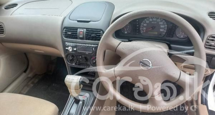 NISSAN SUNNY 2002