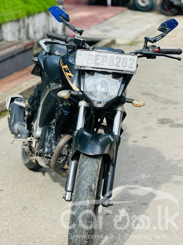 YAMAHA FZ V2 2016
