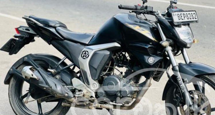 YAMAHA FZ V2 2016