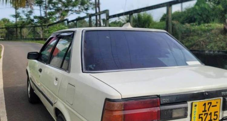 TOYOTA CARINA AT150 1987
