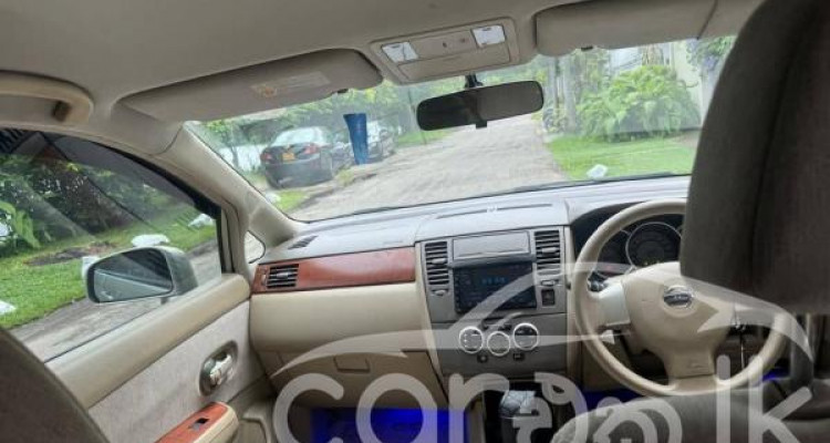 NISSAN TIIDA 2008