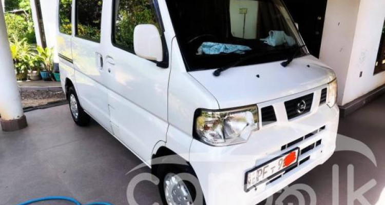 NISSAN CLIPPER 2012