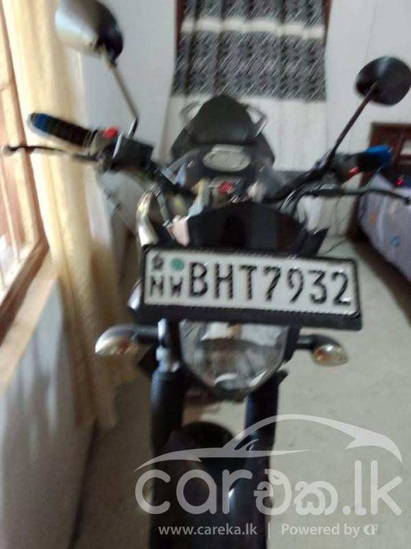 YAMAHA FZ V2 2013