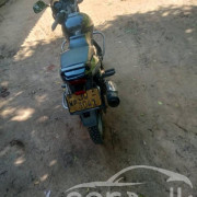 BAJAJ PULSAR 150 2005