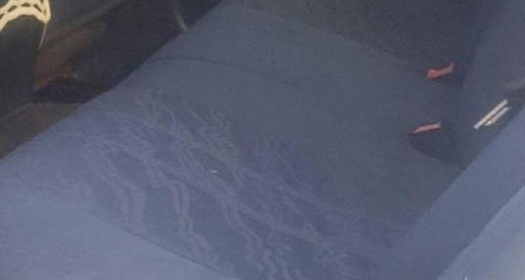 MERCEDES BENZ E200 1998