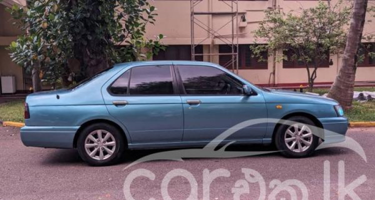 NISSAN BLUEBIRD SU14 1996
