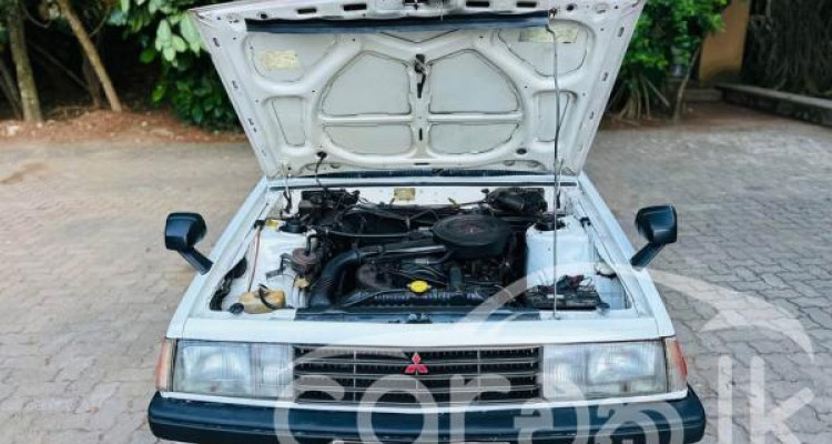 MITSUBISHI GALANT SIGMA 1983