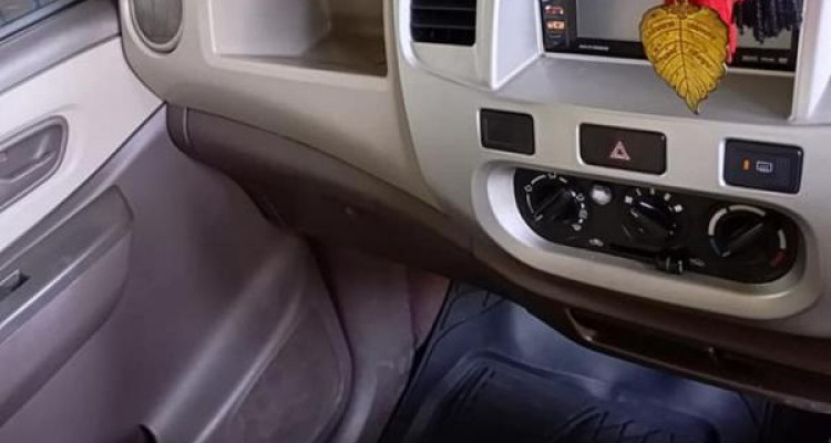 SUZUKI ESTILO 2010