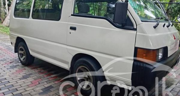 MITSUBISHI DELICA 1997
