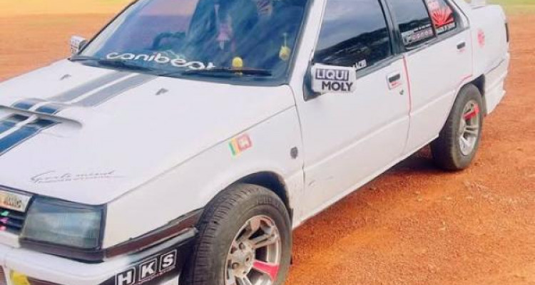MITSUBISHI LANCER C12 1985