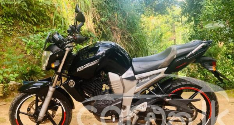 YAMAHA FZ 16 2010