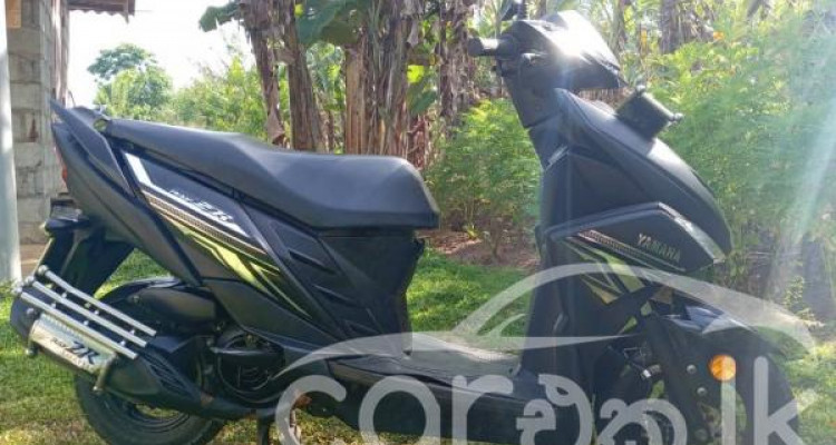 YAMAHA ZR 2018
