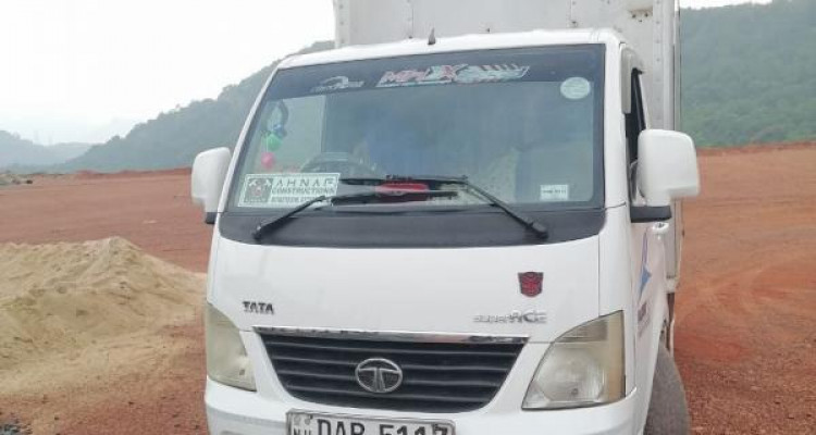 TATA SUPER ACE 2015