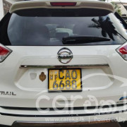 NISSAN X TRAIL 2015