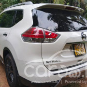 NISSAN X TRAIL 2015