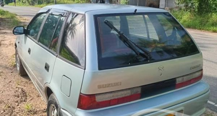 SUZUKI SWIFT 1999