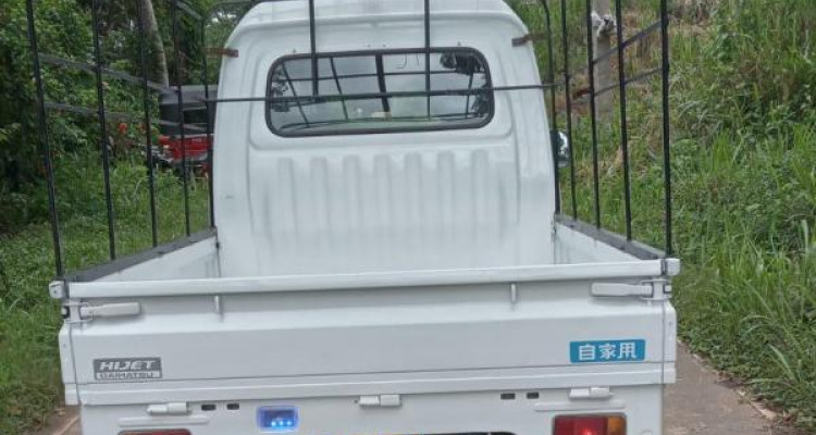 DAIHATSU HIJET 2002