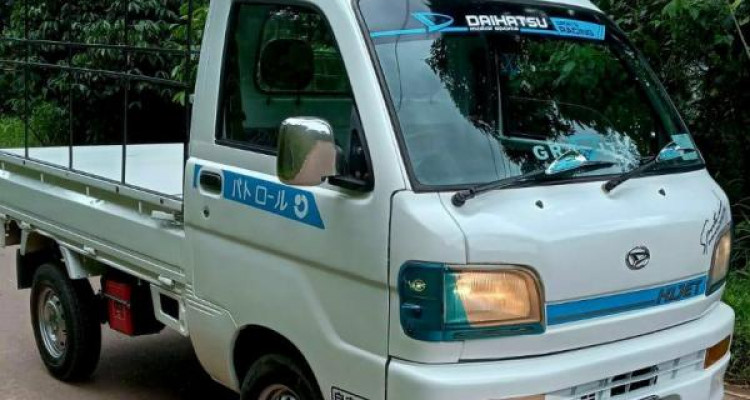 DAIHATSU HIJET 2002