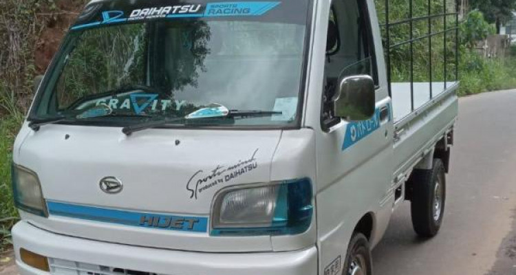 DAIHATSU HIJET 2002