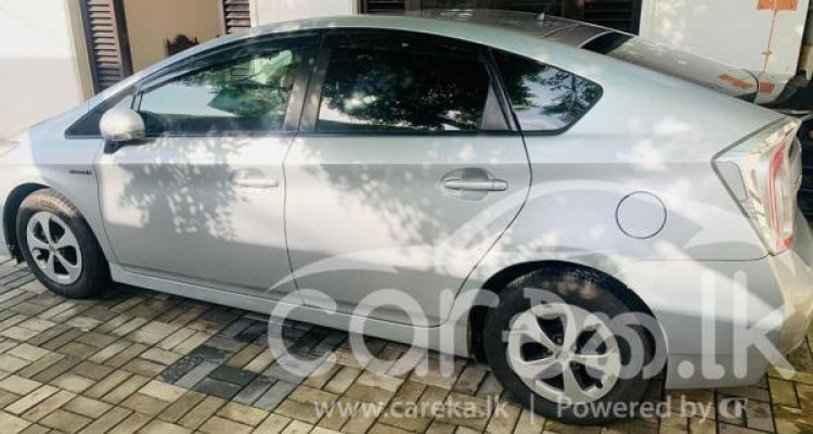 TOYOTA PRIUS 2013