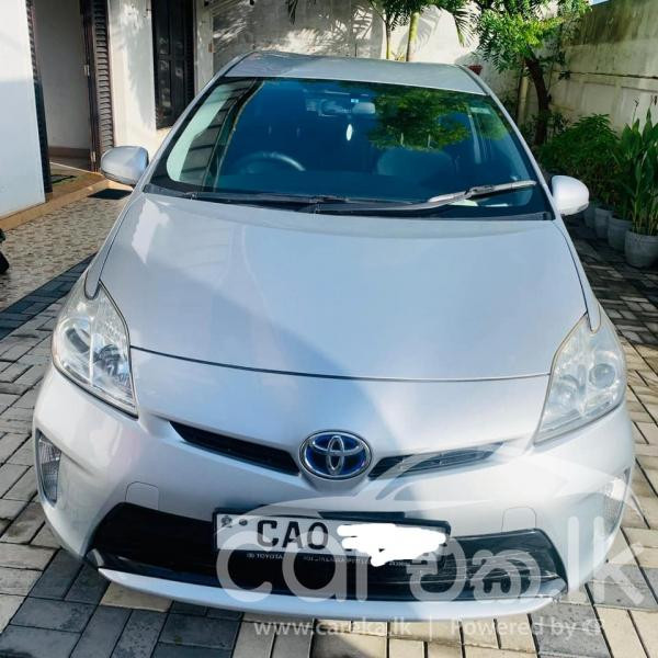 TOYOTA PRIUS 2013