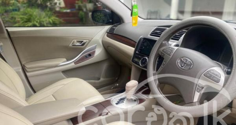 TOYOTA ALLION 260 2011