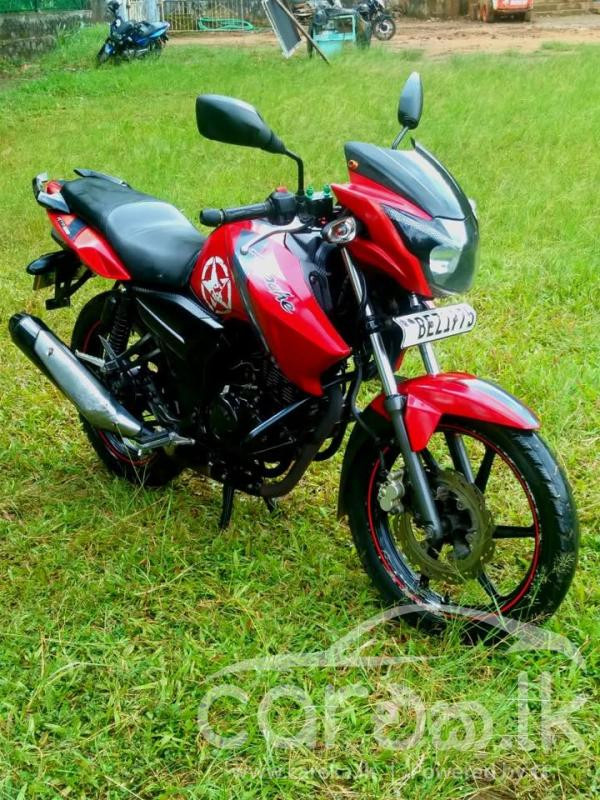 TVS APACHE 2017