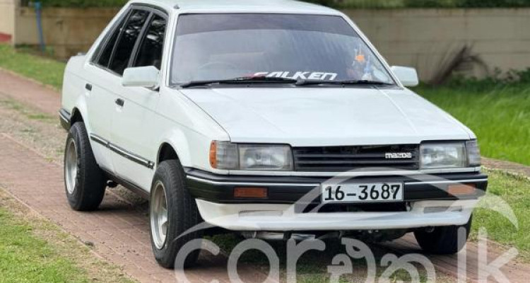 MAZDA FAMILIA 1986