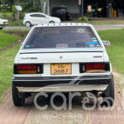 MAZDA FAMILIA 1986
