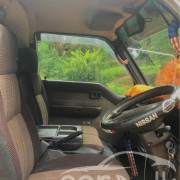 NISSAN CARAVAN 1993