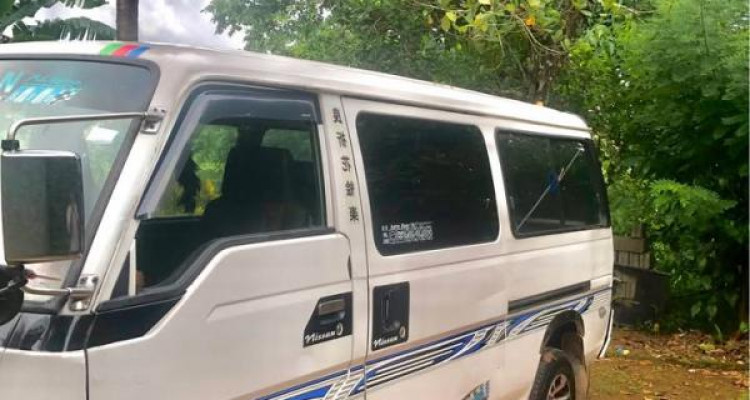 NISSAN CARAVAN 1993
