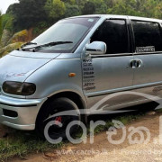 NISSAN SERENA 1998