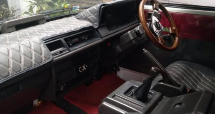 NISSAN VANETTE 1992