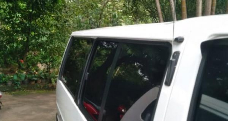NISSAN VANETTE 1992