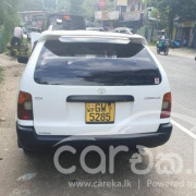 TOYOTA COROLLA 2000