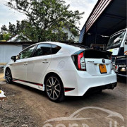 TOYOTA PRIUS 2012