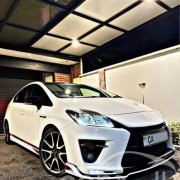 TOYOTA PRIUS 2012