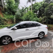 HONDA GRACE 2015