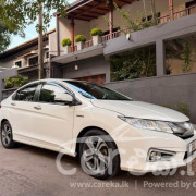 HONDA GRACE 2017