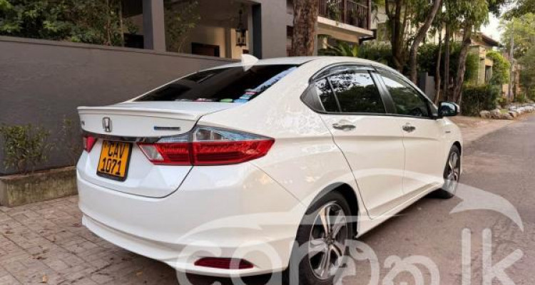 HONDA GRACE 2017