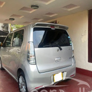SUZUKI WAGON R 2015