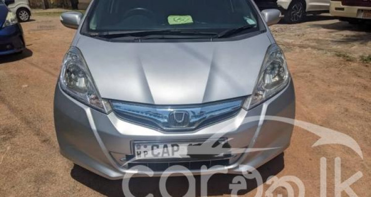 HONDA FIT GP1 2012