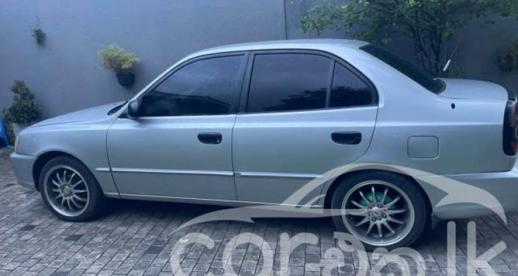 HYUNDAI ACCENT 2000