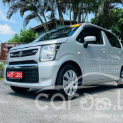 SUZUKI WAGON R FX 2024